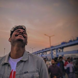 Meet your Posher, Shikhar